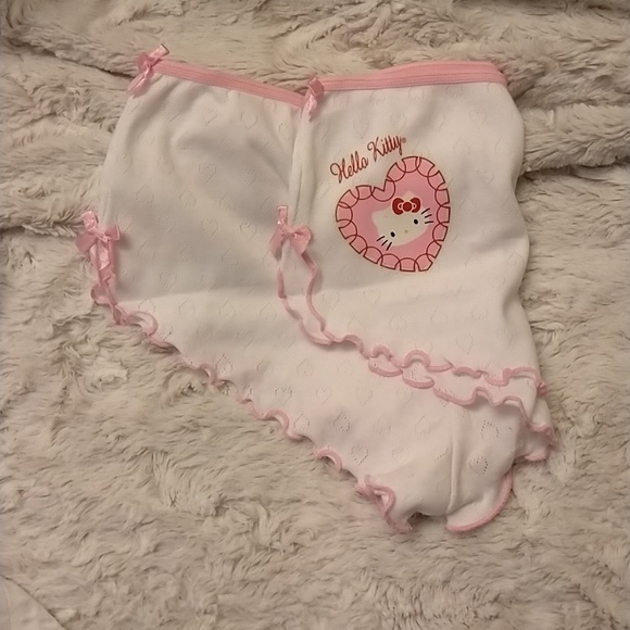 Hello Kitty Underwear *NWOT* - Picture 6 of 12
